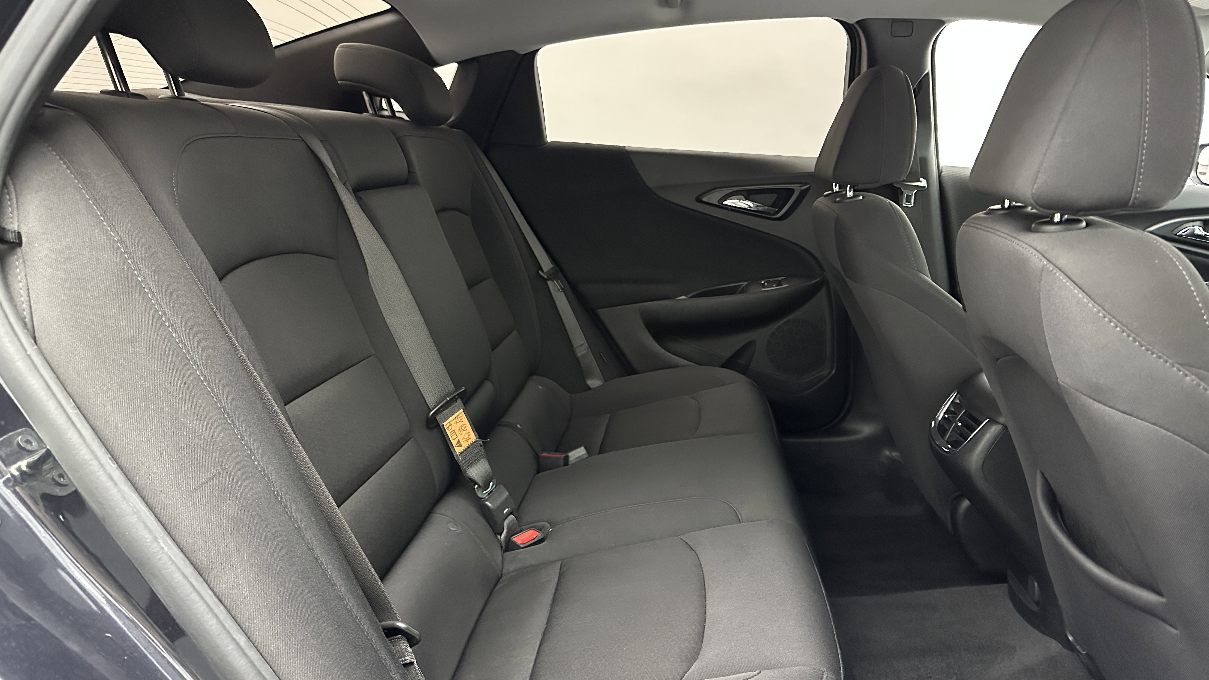 Used 2023 Chevrolet Malibu LT image 32