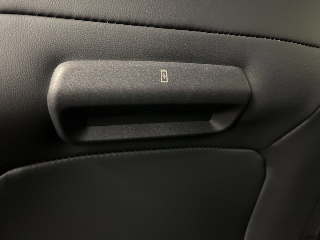 New 2026 Ford Expedition Platinum image 37