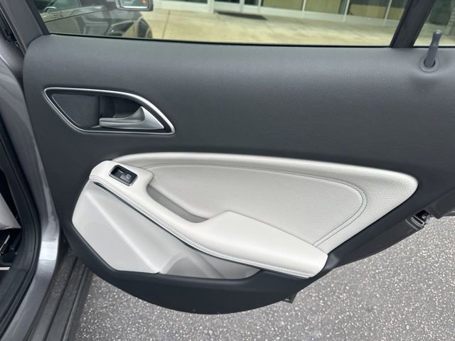 Used 2018 Mercedes-Benz GLA 250 4MATIC image 16