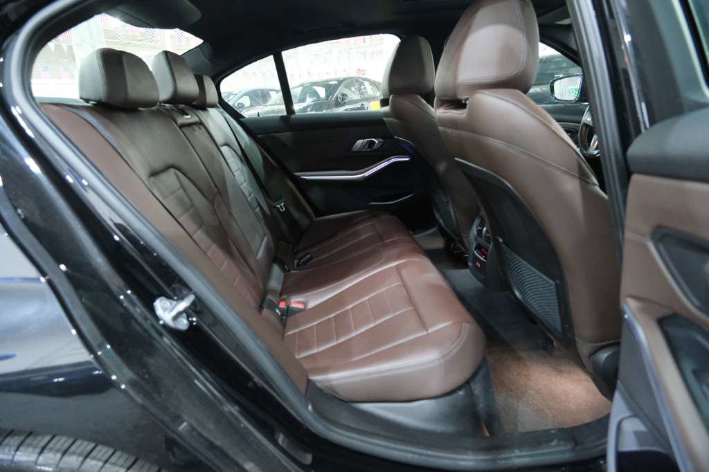 Used 2022 BMW 330i xDrive Sedan w/ Premium Package 2 image 24