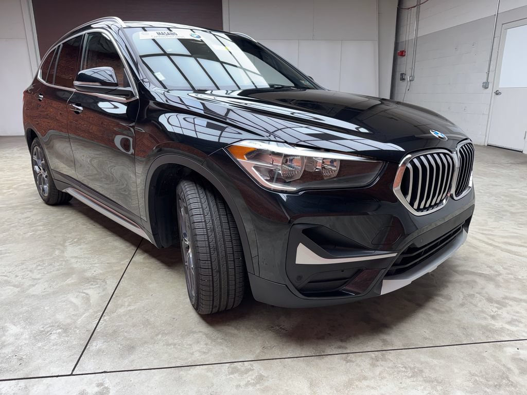Used 2022 BMW X1 xDrive28i w/ Convenience Package AWD/4WD image 6