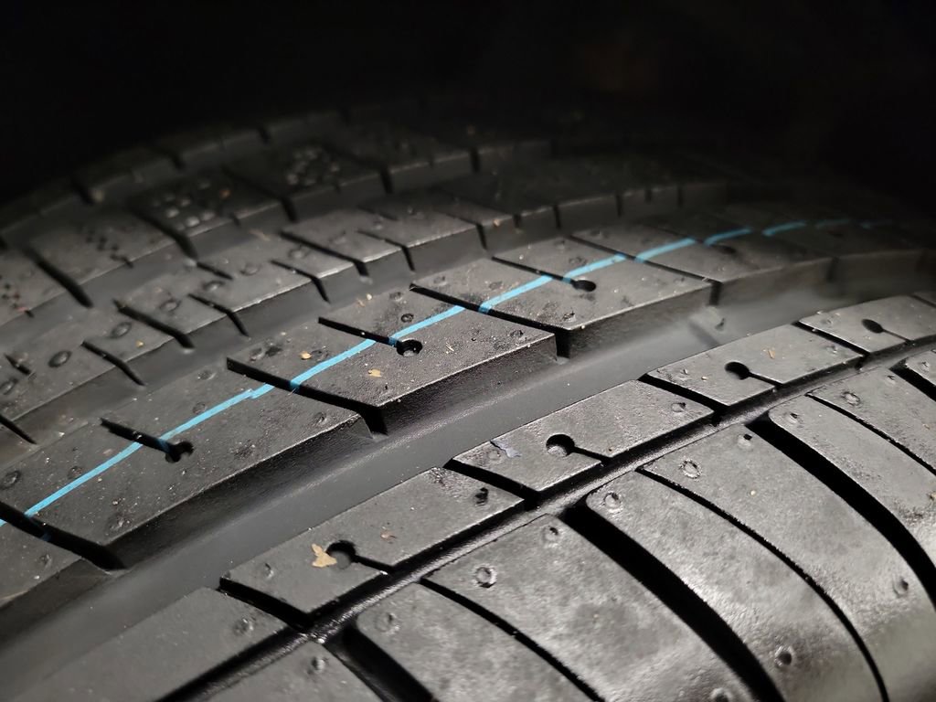 Used 2018 Honda Accord Touring image 11