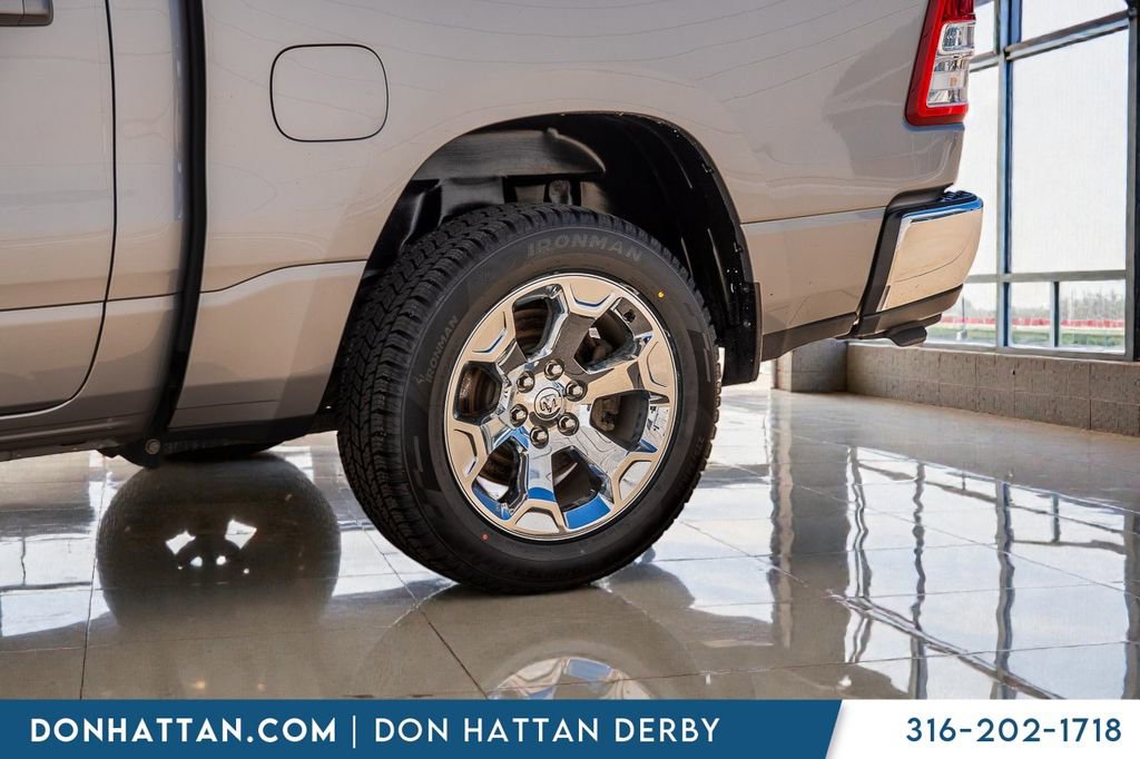 Used 2022 RAM 1500 Big Horn AWD/4WD image 39