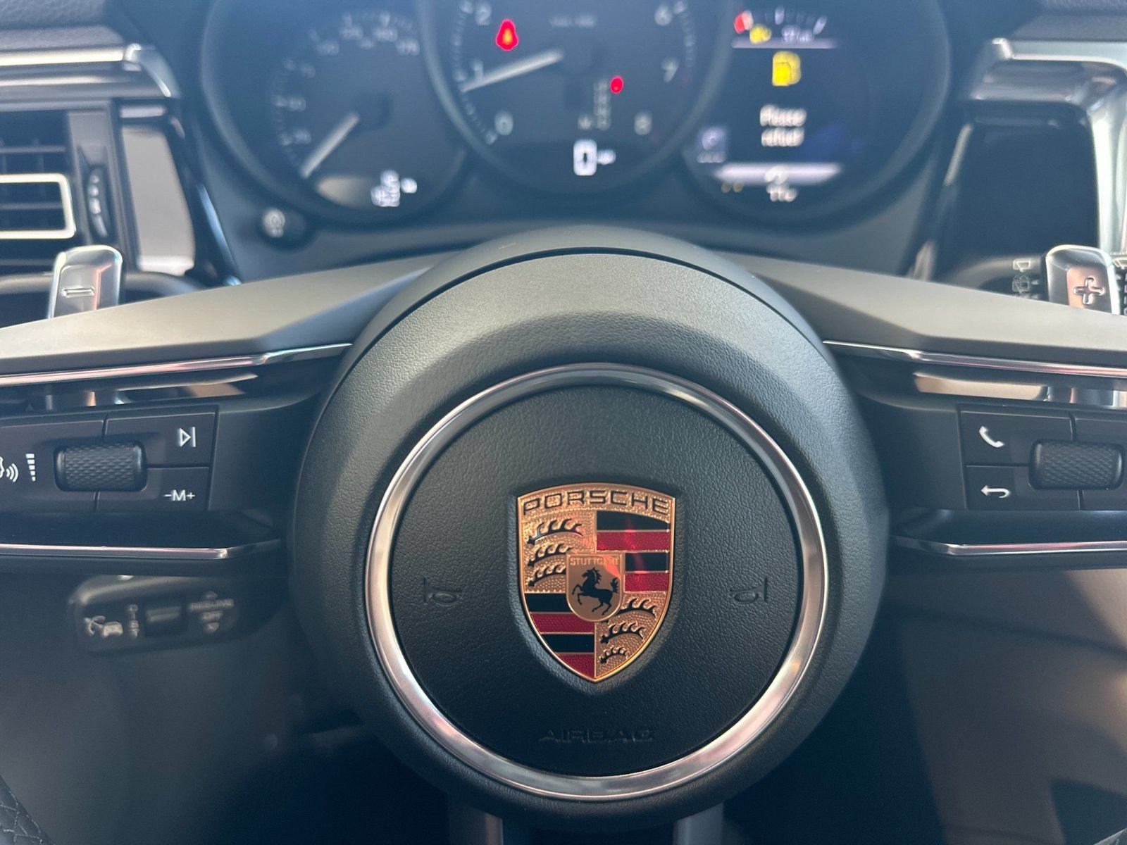 New 2026 Porsche Macan AWD/4WD image 23