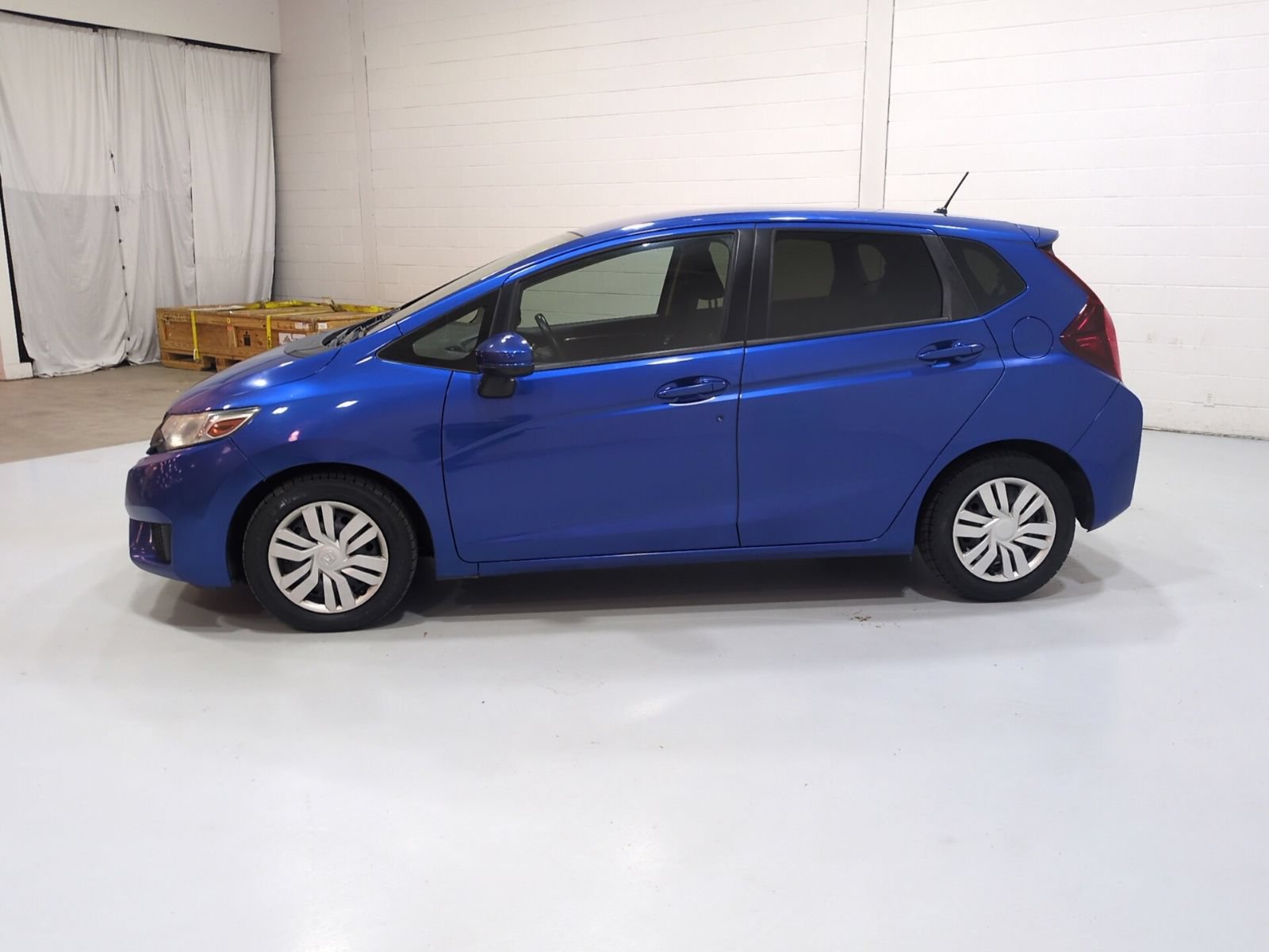 Used 2016 Honda Fit LX image 9