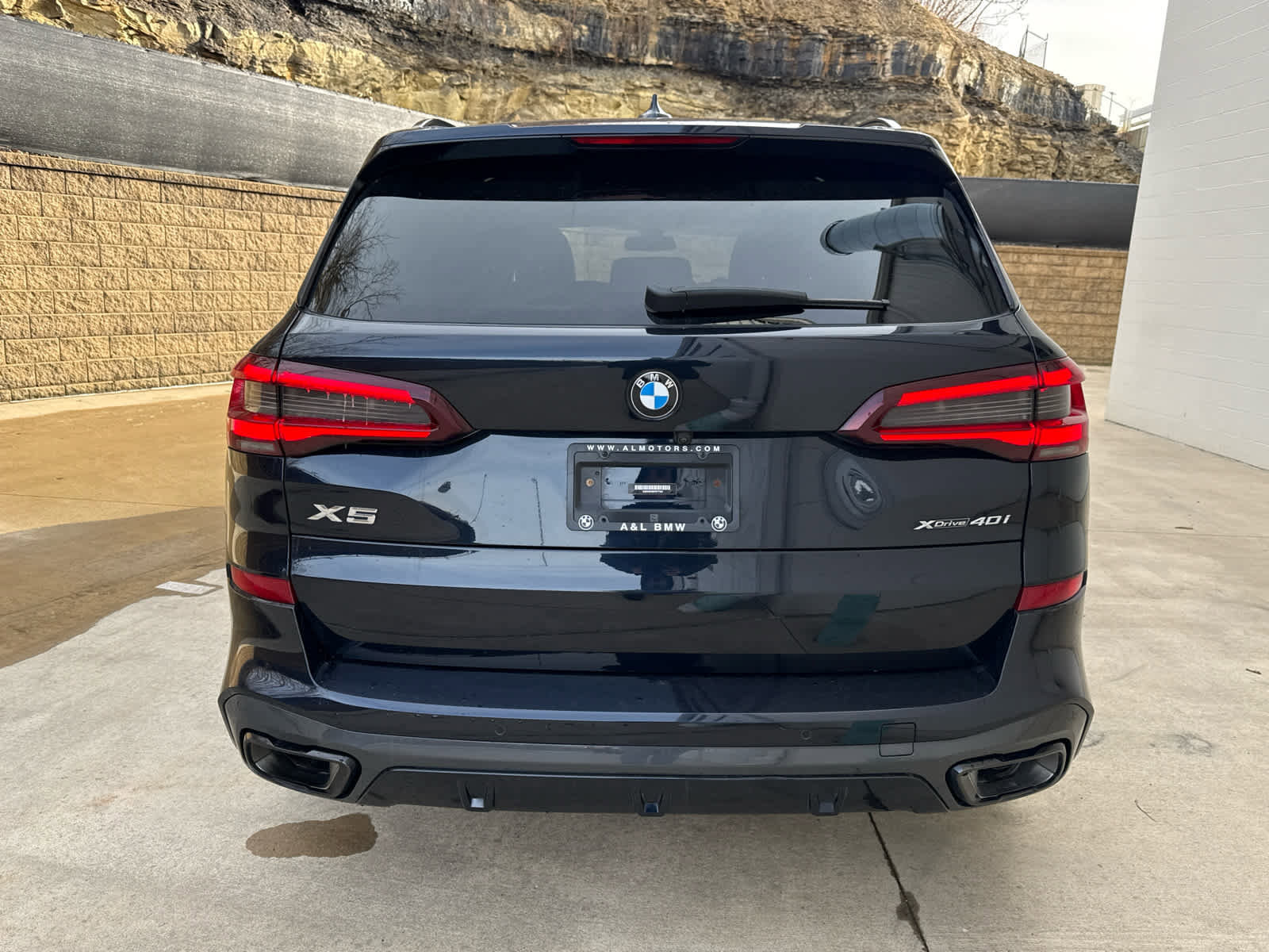 Certified 2023 BMW X5 xDrive40i w/ Executive Package image 4