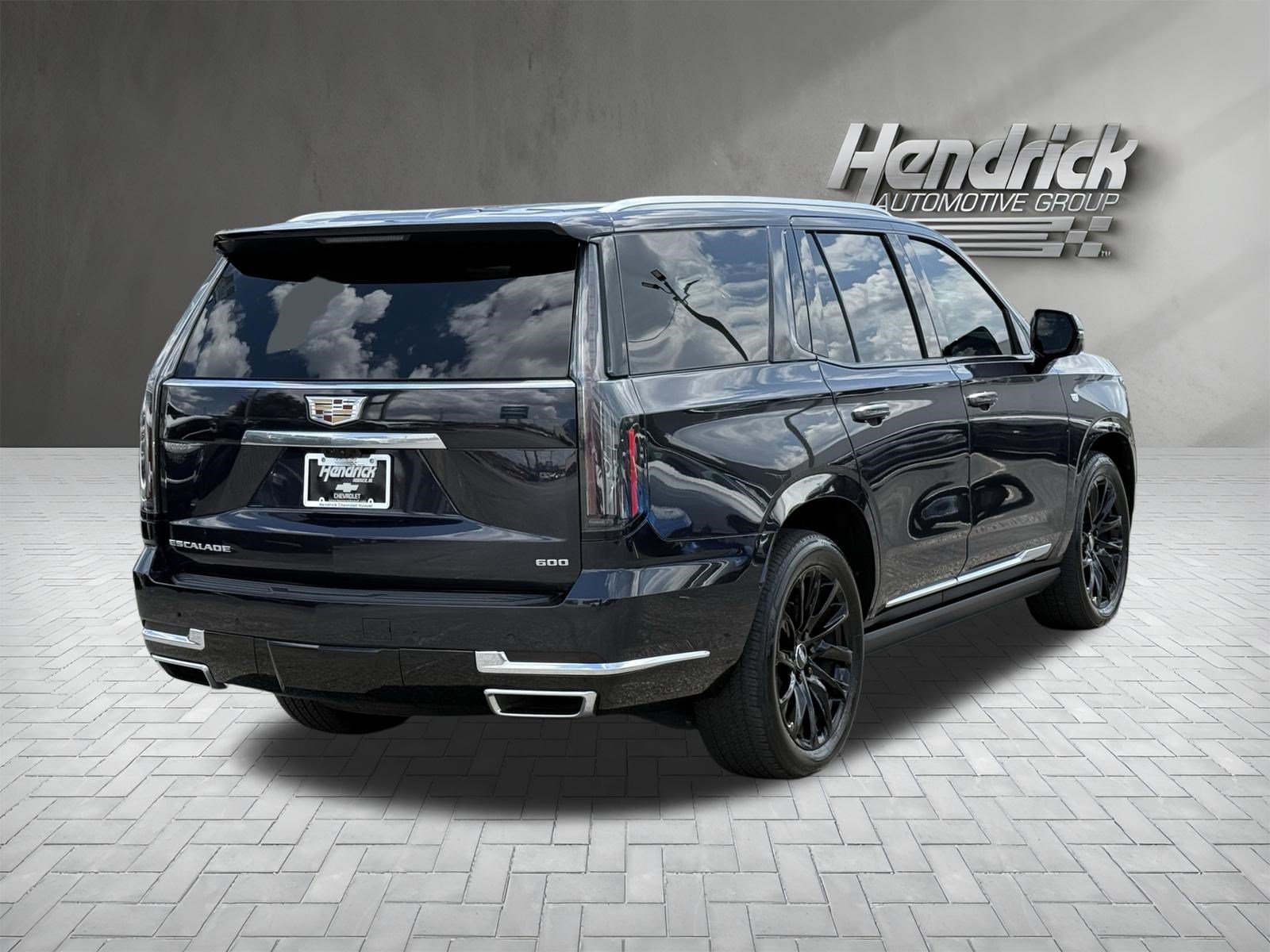 Used 2025 Cadillac Escalade Premium Luxury w/ Touring Package AWD/4WD image 10