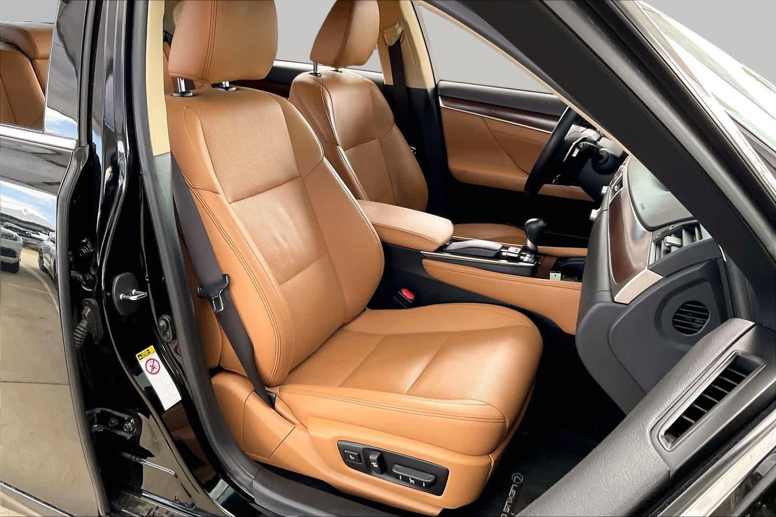 Used 2015 Lexus GS 350 w/ Premium Package RWD image 9
