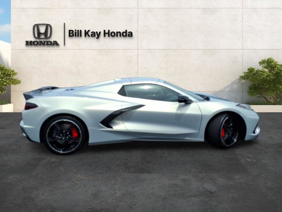 Used 2024 Chevrolet Corvette Stingray Preferred Conv w/ Z51 Performance Package RWD image 2
