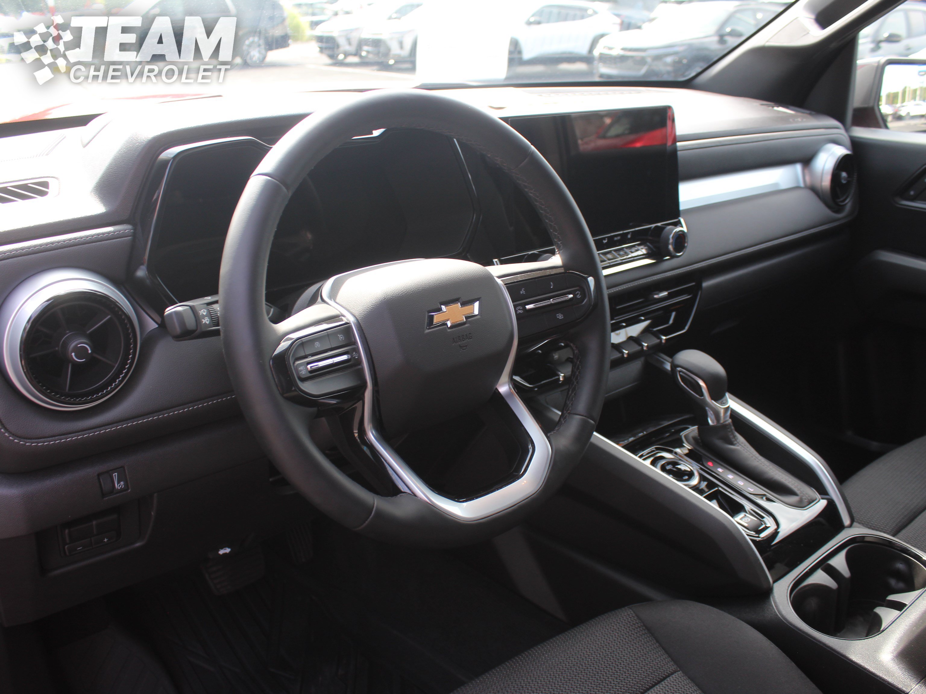 Certified 2023 Chevrolet Colorado LT w/ LT Convenience Package II AWD/4WD image 12