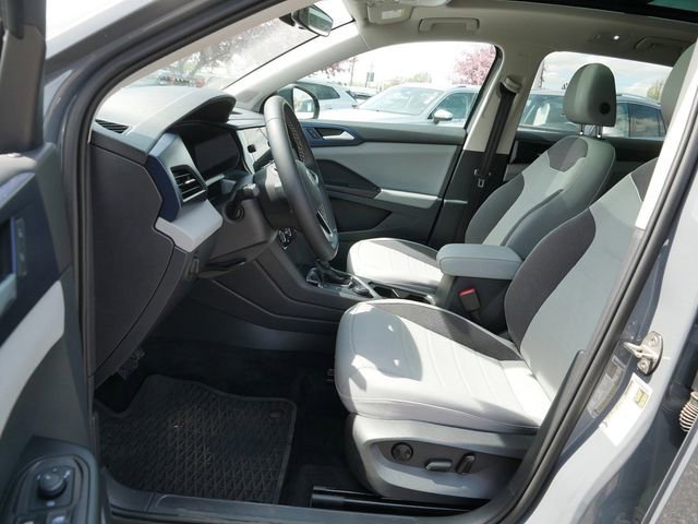 Certified 2023 Volkswagen Taos SE w/ Panoramic Sunroof Package AWD/4WD image 13