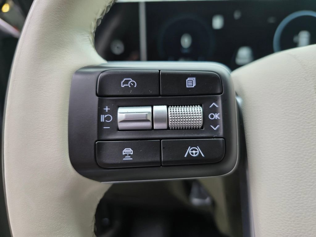 Used 2025 Hyundai Santa Fe Calligraphy AWD/4WD image 17