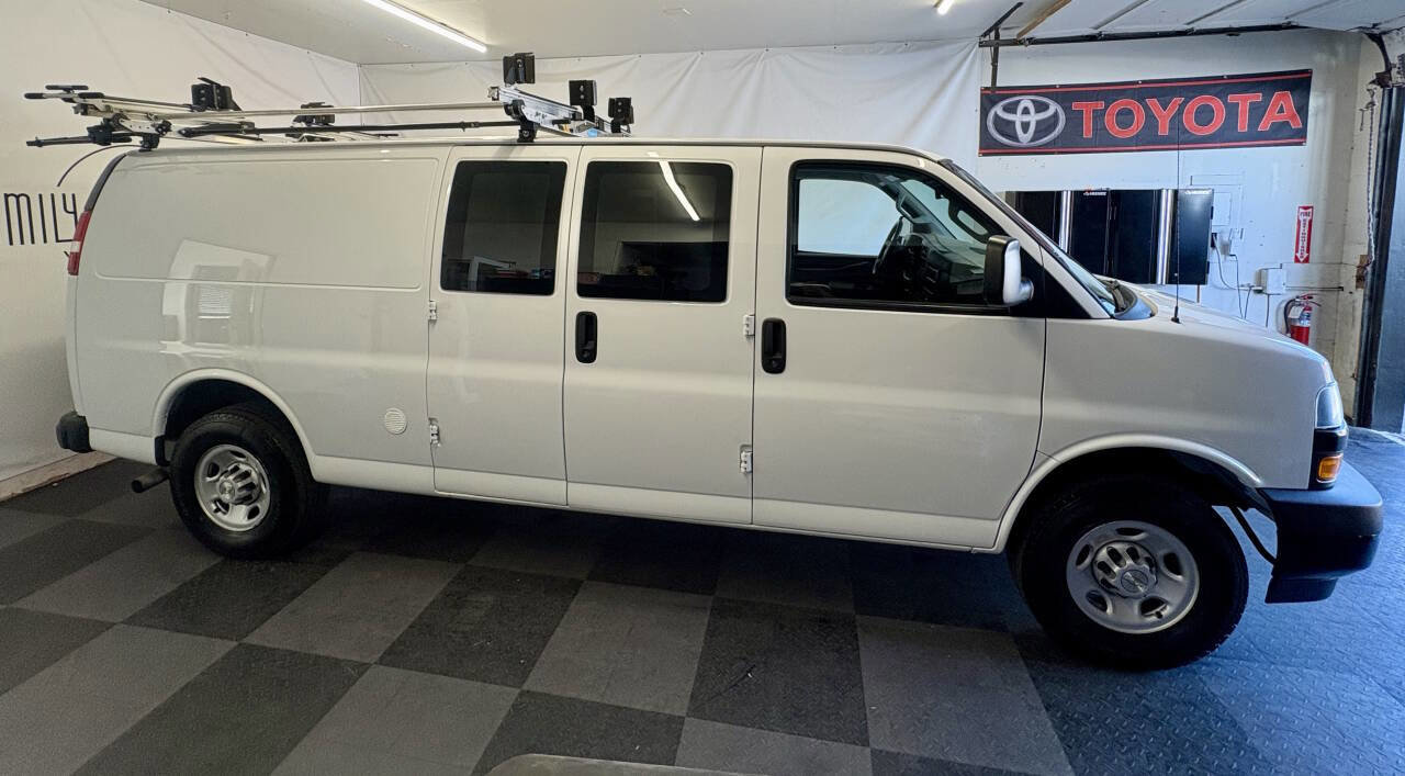 Used 2021 Chevrolet Express 2500 Extended w/ Enhanced Convenience Package video 1