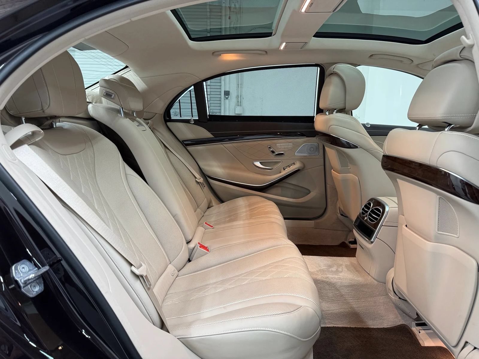Used 2019 Mercedes-Benz S 560 4MATIC Sedan image 14