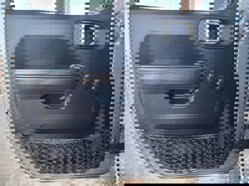 Used 2020 Jeep Wrangler Unlimited Sport image 24