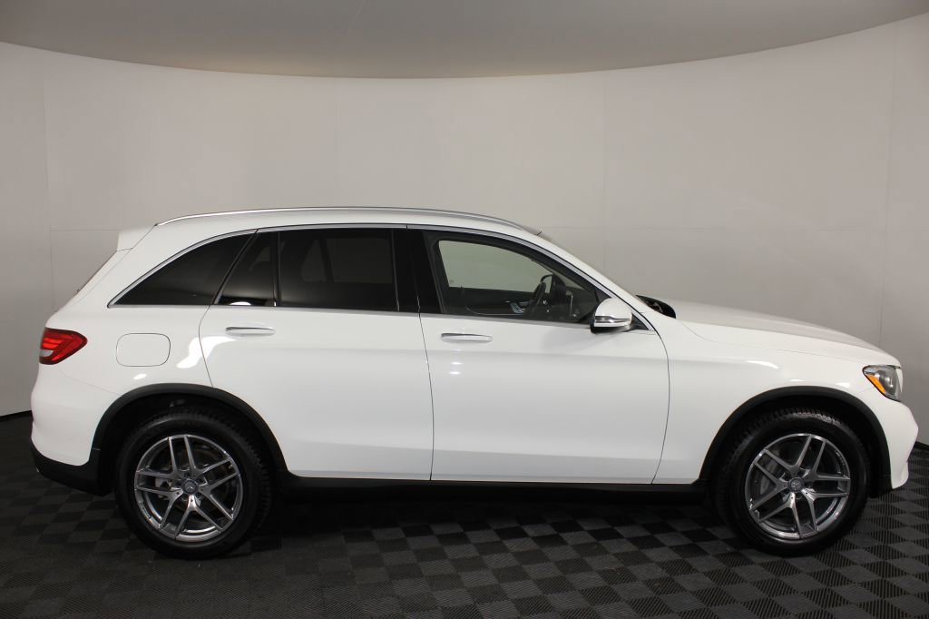 Used 2016 Mercedes-Benz GLC 300 4MATIC image 6