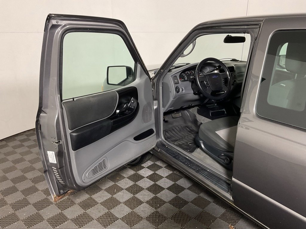 Used 2011 Ford Ranger XLT image 11