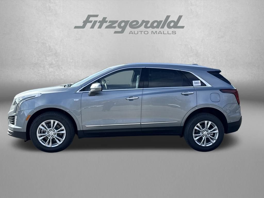 New 2026 Cadillac XT5 Luxury image 3