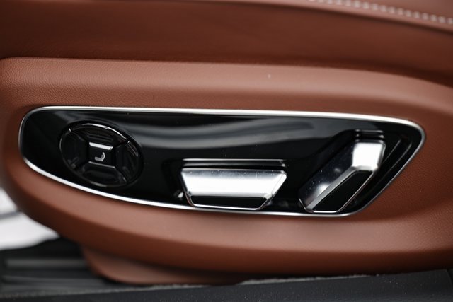 New 2025 Audi S8 image 25