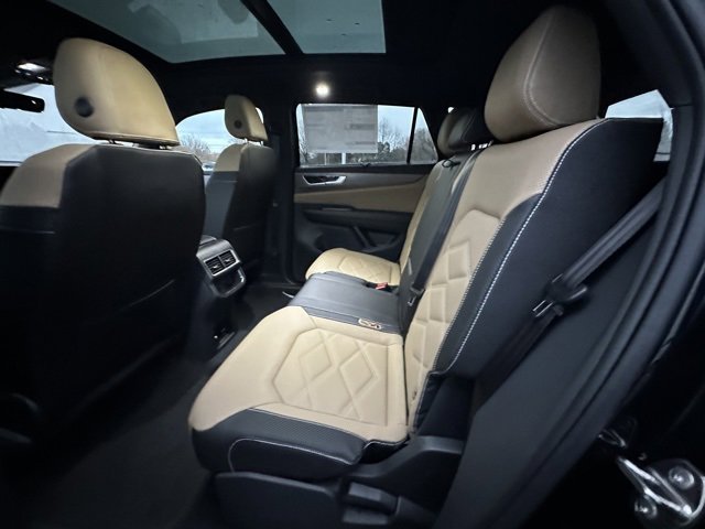 New 2026 Volkswagen Atlas Cross Sport SE image 29