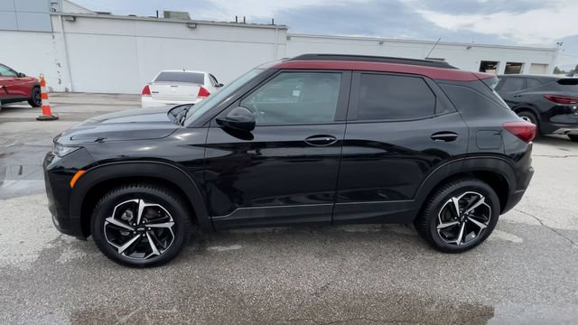 Used 2023 Chevrolet TrailBlazer RS w/ Sun and Liftgate Package AWD/4WD image 7