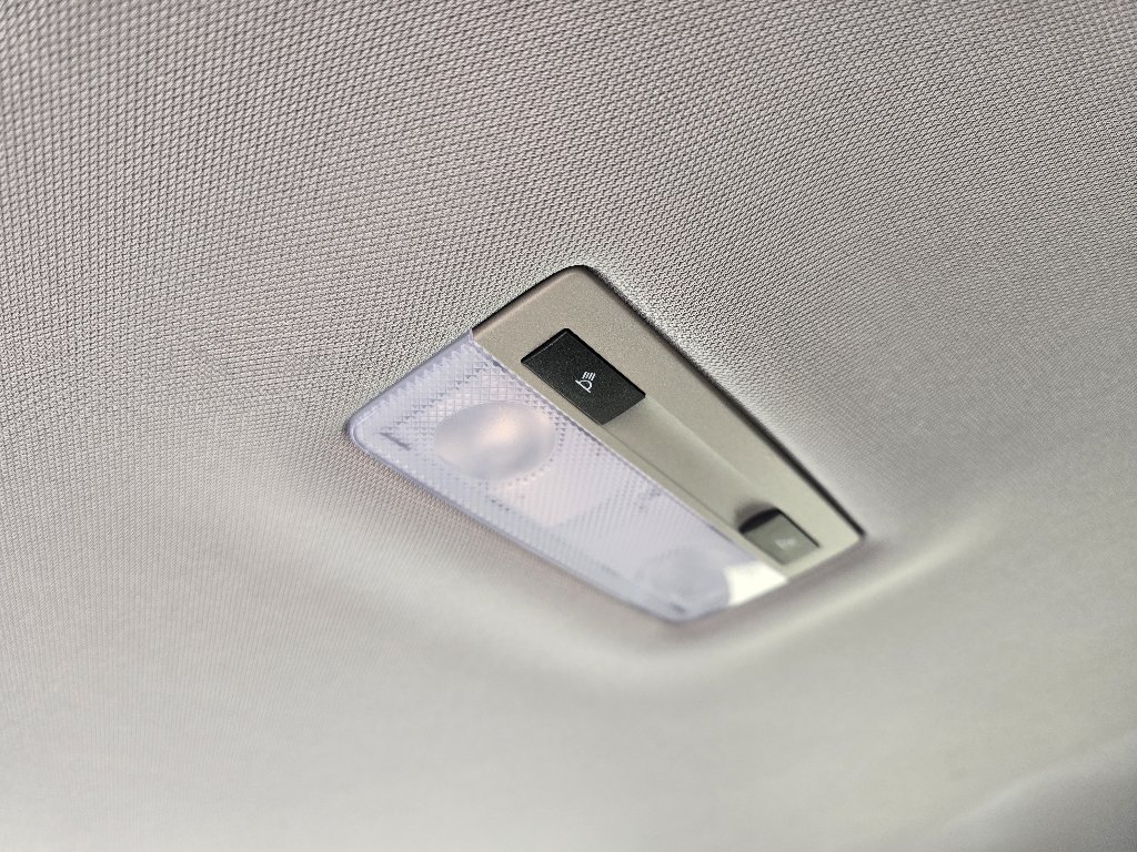 Used 2022 Chevrolet Malibu LT FWD image 31
