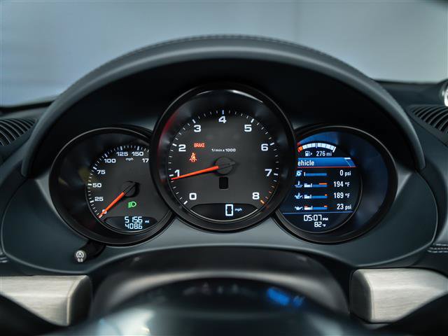 Certified 2025 Porsche 718 Cayman RWD image 20
