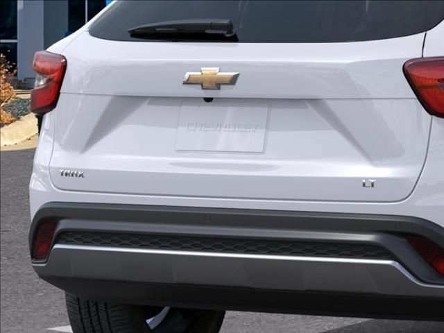 New 2026 Chevrolet Trax LT w/ Driver Confidence Package FWD image 14