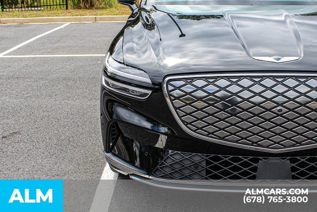 Used 2024 Genesis Electrified GV70 Advanced image 12