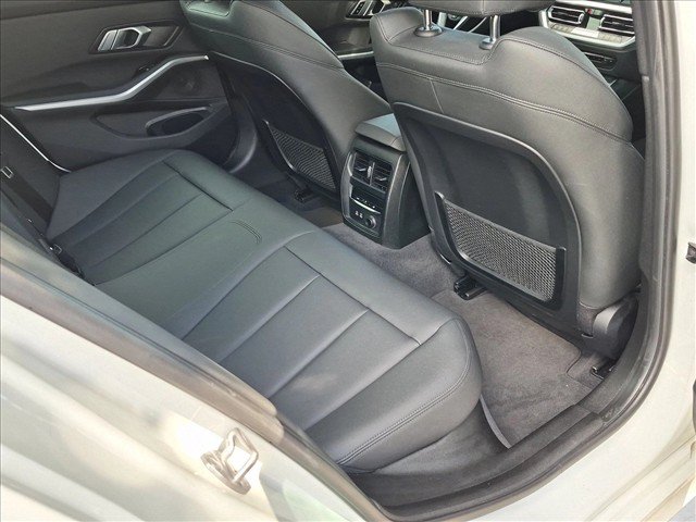 Used 2021 BMW 330e w/ Premium Package RWD image 21