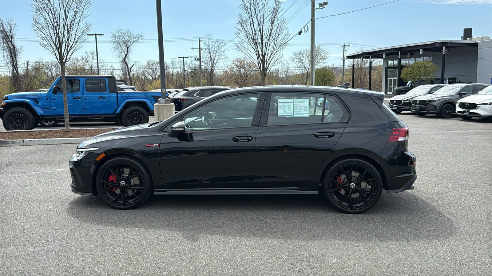 Used 2024 Volkswagen GTI SE FWD image 4