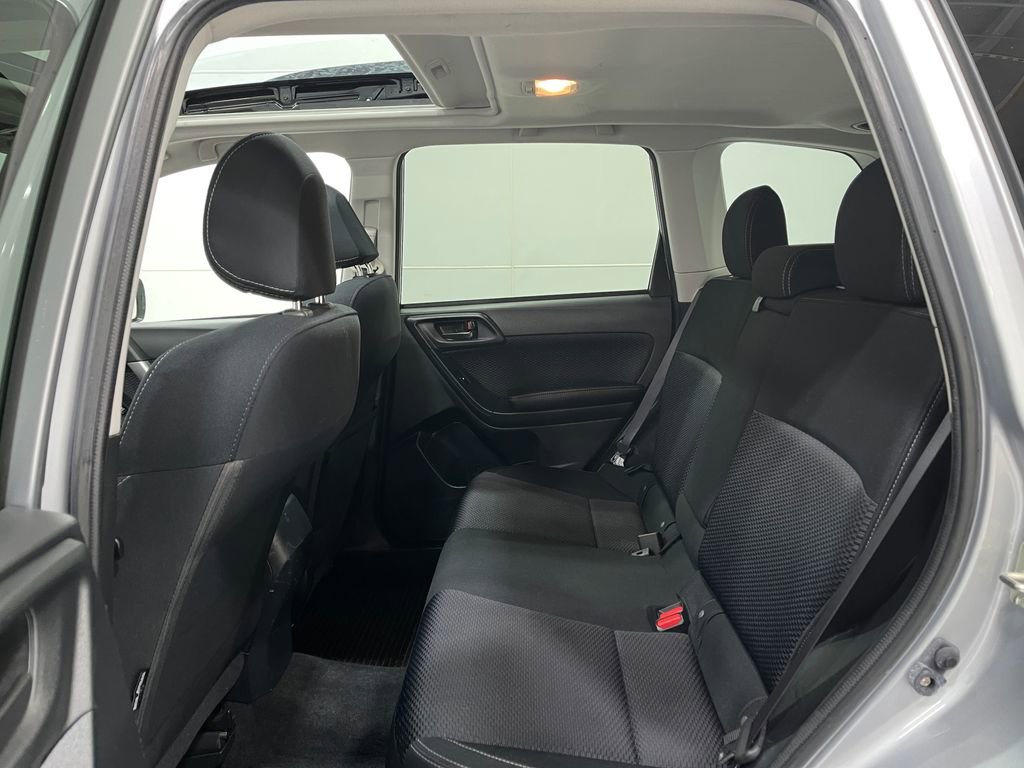 Used 2018 Subaru Forester 2.5i Premium w/ All-Weather Package image 28