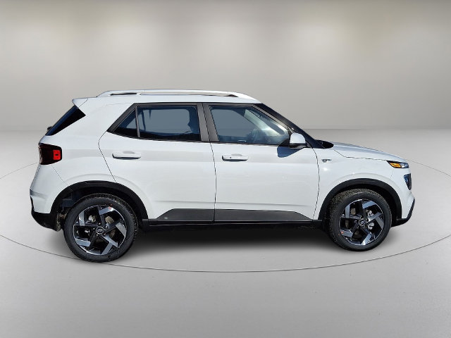 New 2026 Hyundai Venue SEL FWD image 8