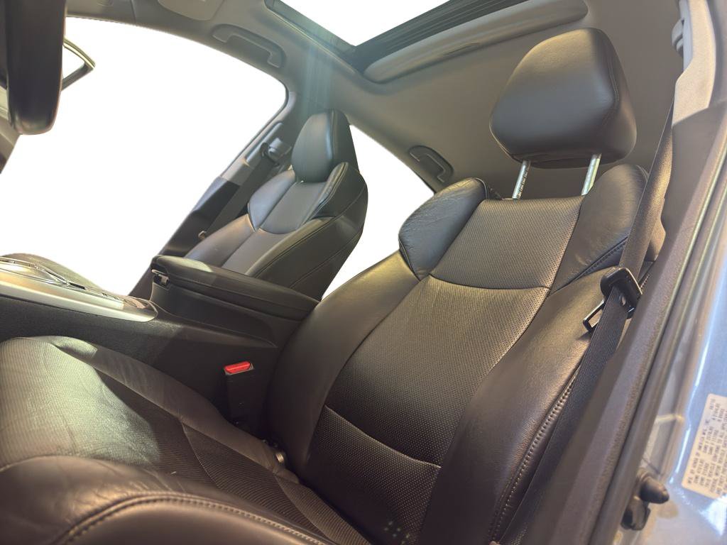 Used 2015 Acura TLX V6 SH-AWD w/ Technology Pkg image 16