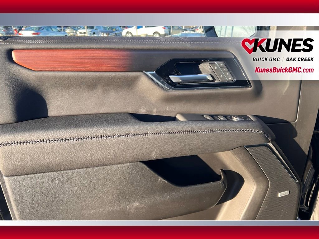 New 2026 GMC Yukon XL Denali w/ Sun & Power Step Package image 11