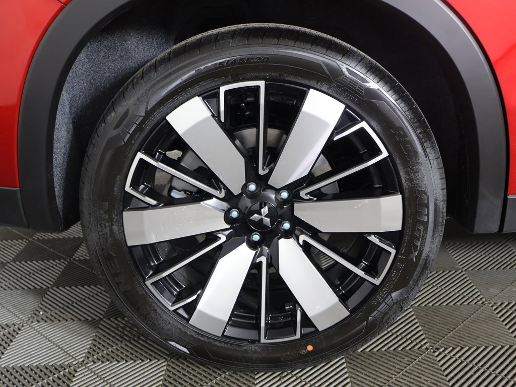 New 2026 Mitsubishi Outlander SE image 26