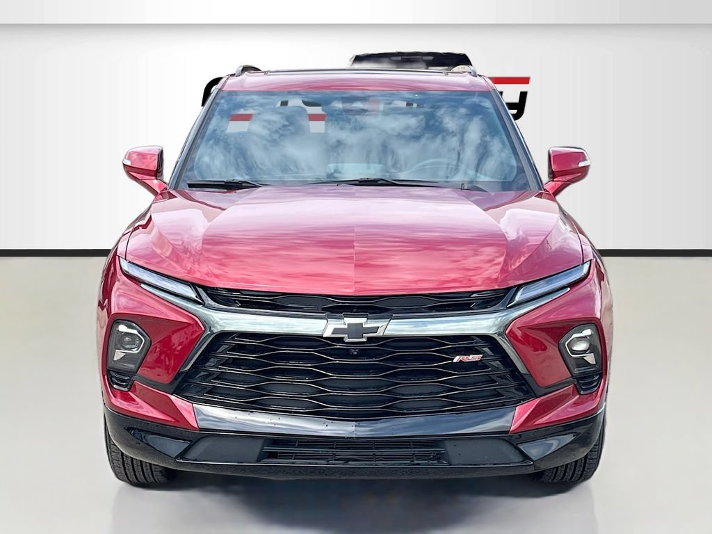 Used 2025 Chevrolet Blazer RS w/ Driver Confidence II Package FWD image 2