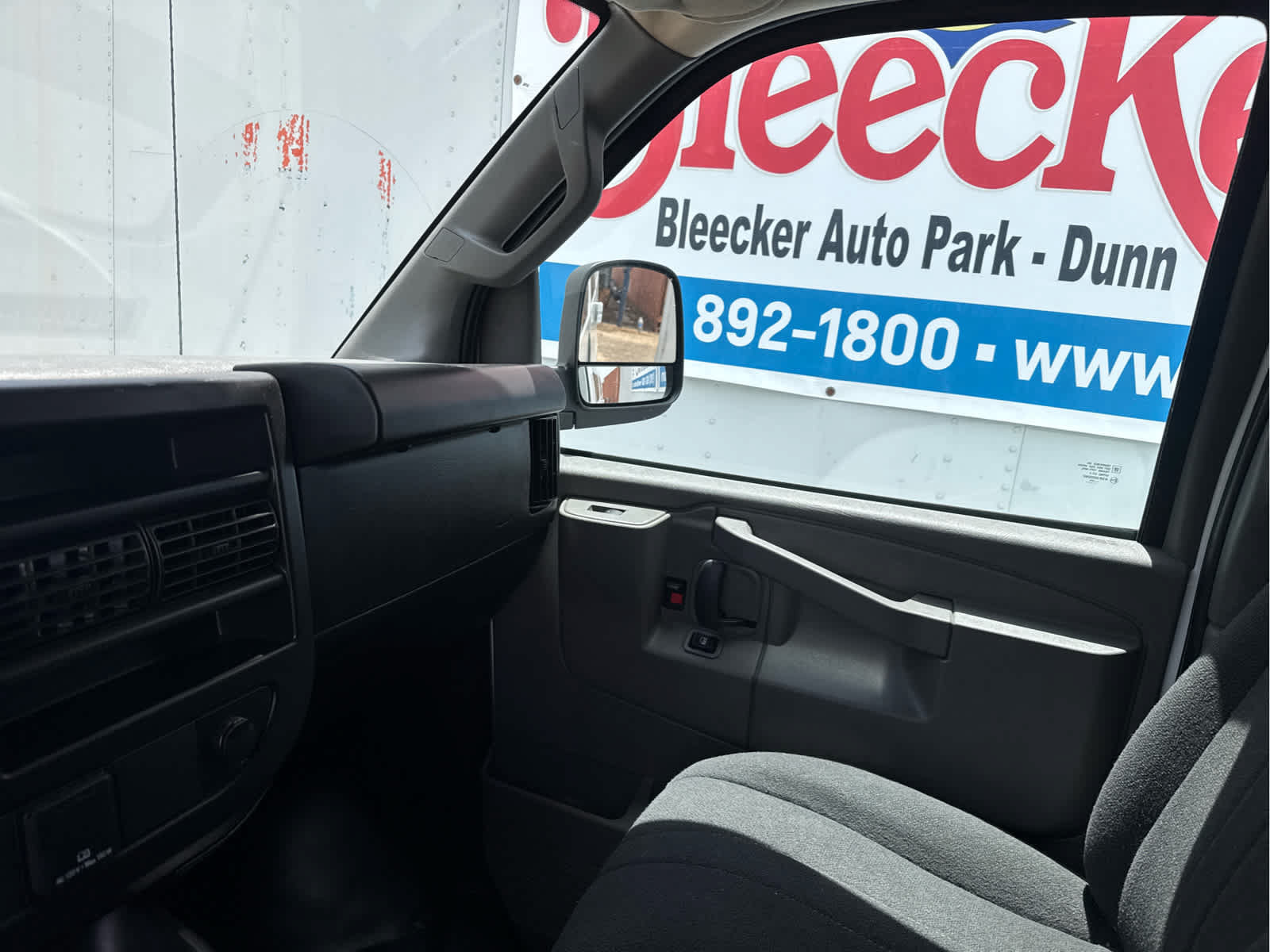 Used 2024 Chevrolet Express 2500 w/ Driver Convenience Package RWD image 24