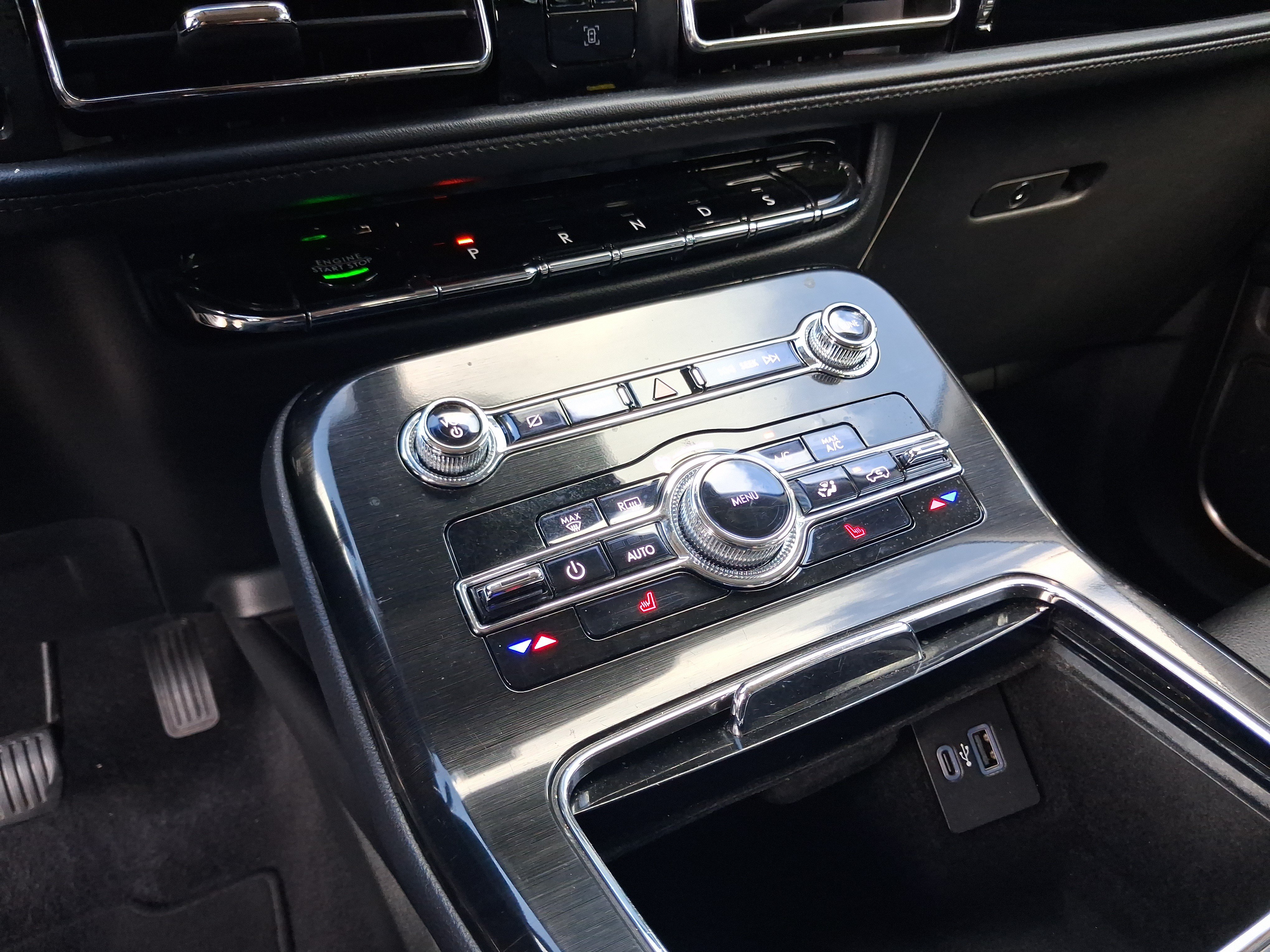 Certified 2023 Lincoln Nautilus FWD w/ Premium Package image 20