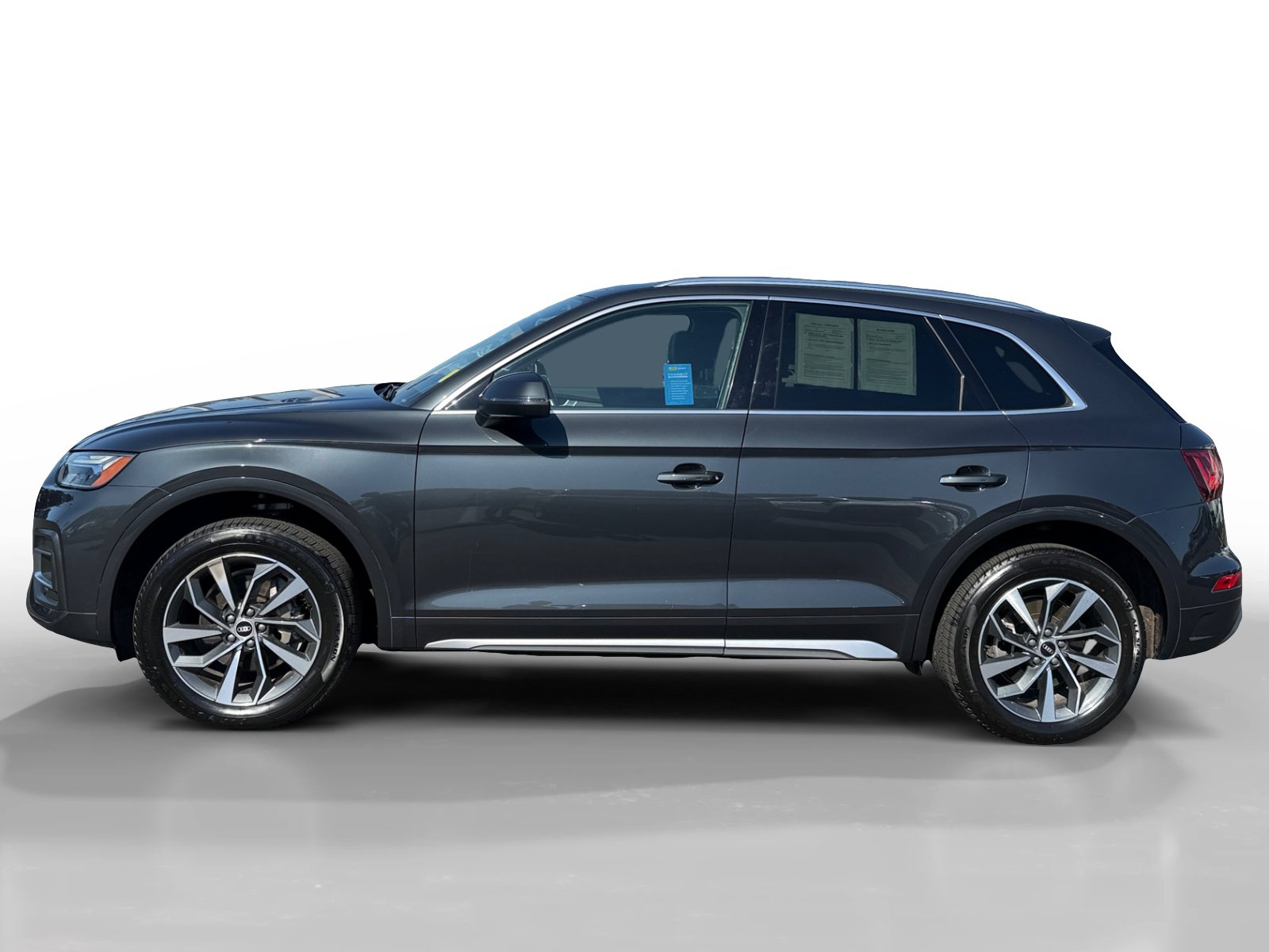 Used 2021 Audi Q5 2.0T Premium w/ Convenience Package AWD/4WD image 2