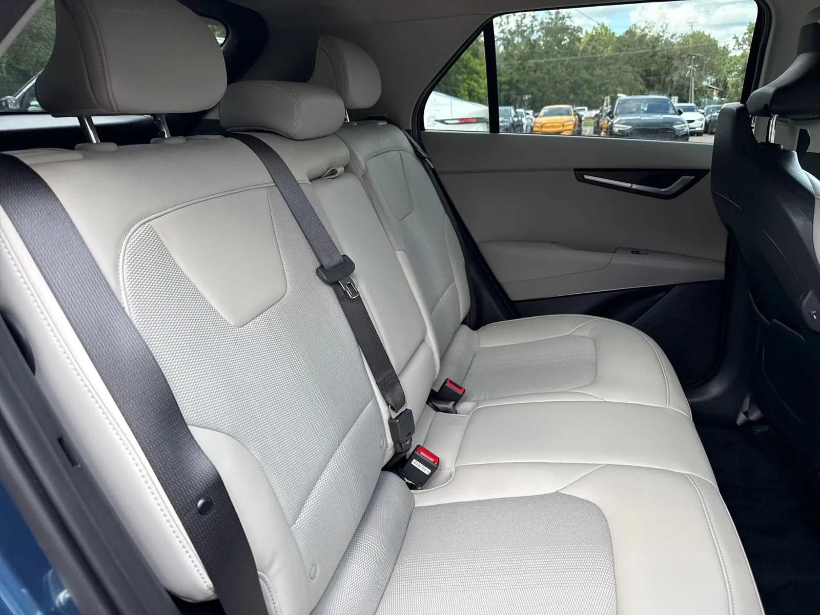 Used 2023 Kia Niro Wind FWD image 14