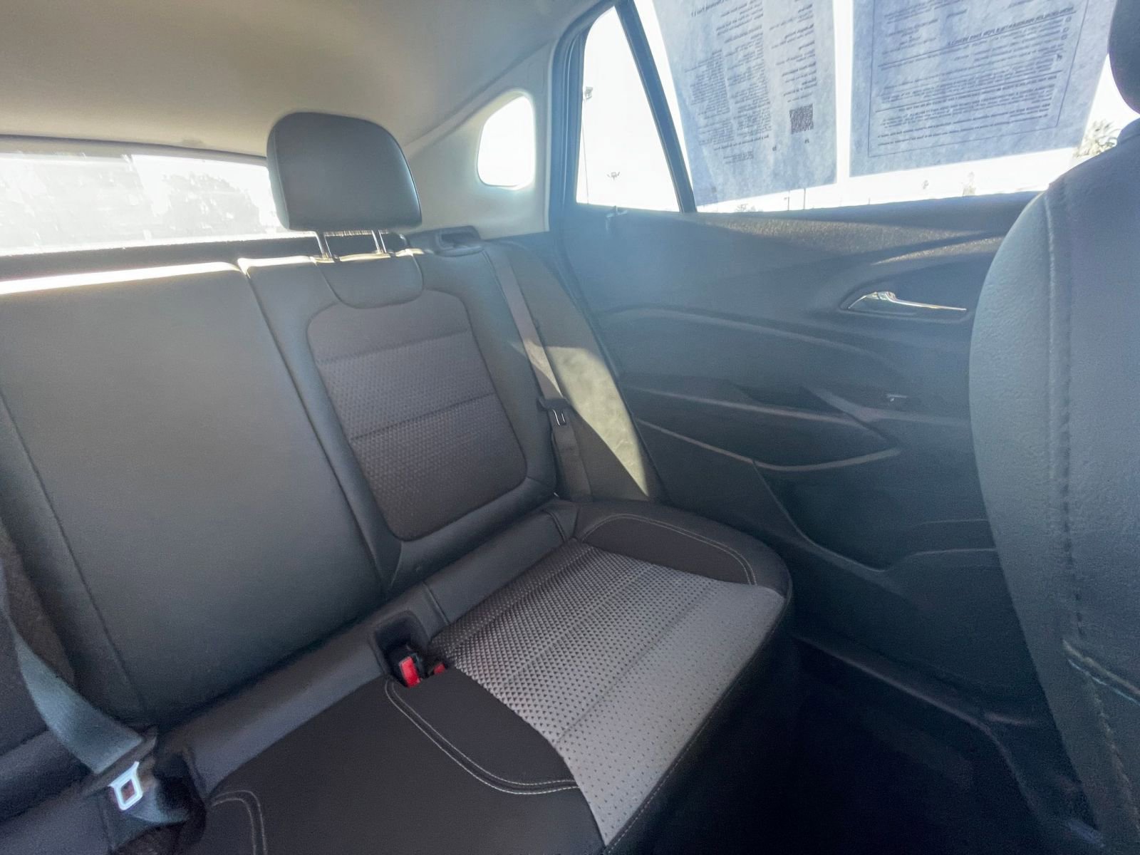 Used 2025 Chevrolet Trax LT image 36