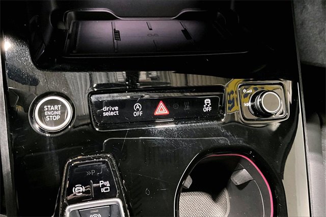 Used 2025 Audi A5 2.0T Premium w/ Convenience Package image 23