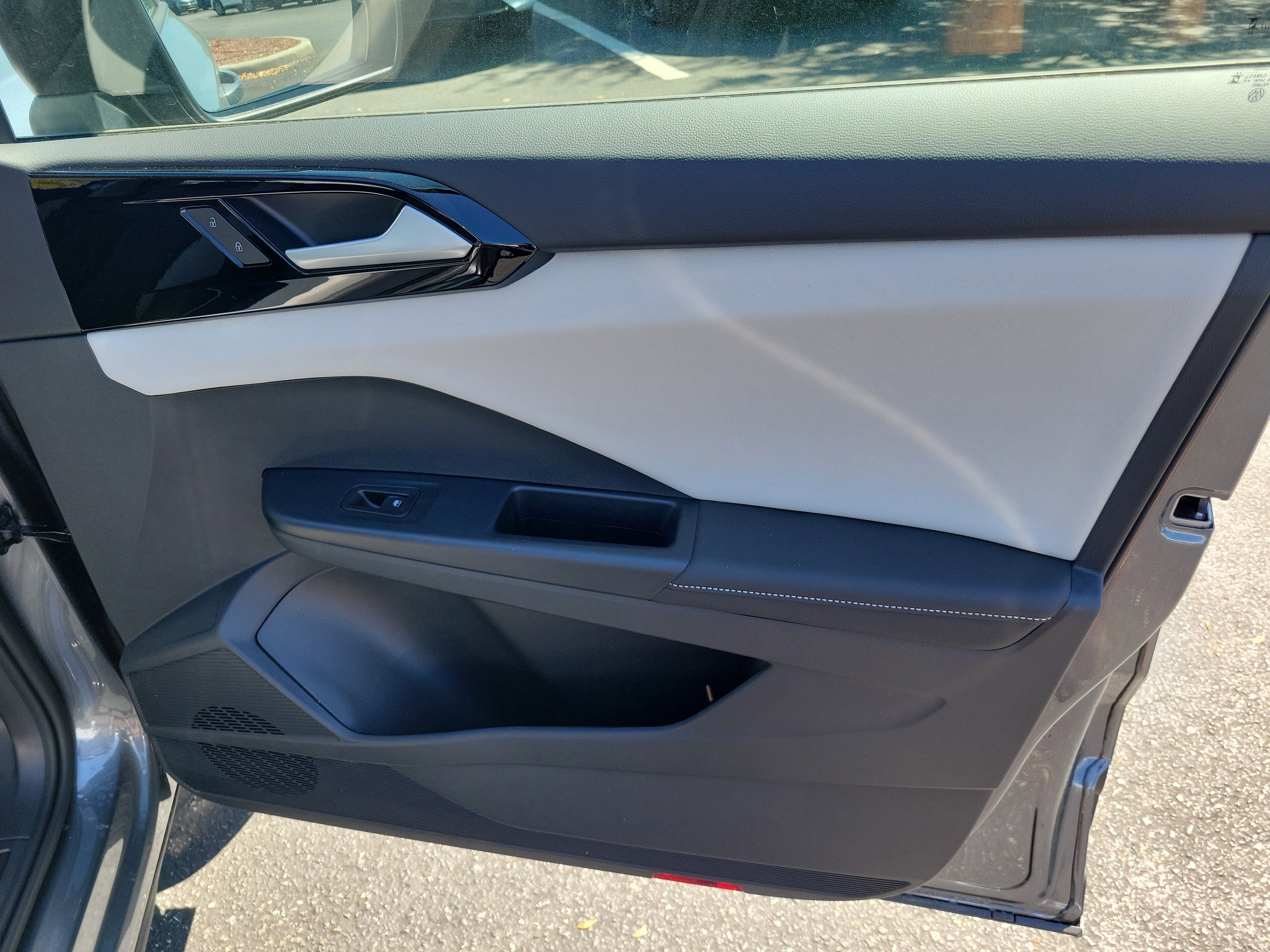 New 2026 Volkswagen Taos S FWD image 7