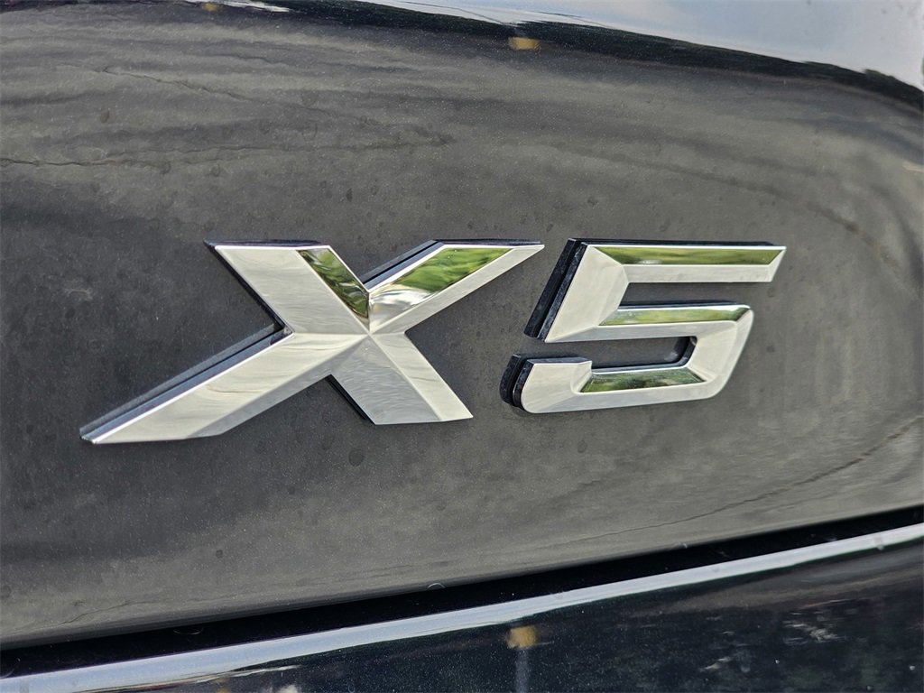 Used 2023 BMW X5 xDrive40i w/ M Sport Package image 12