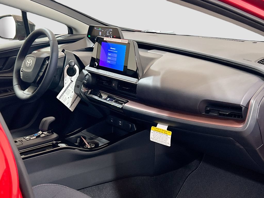 New 2026 Toyota Prius Plug-In Hybrid FWD image 24