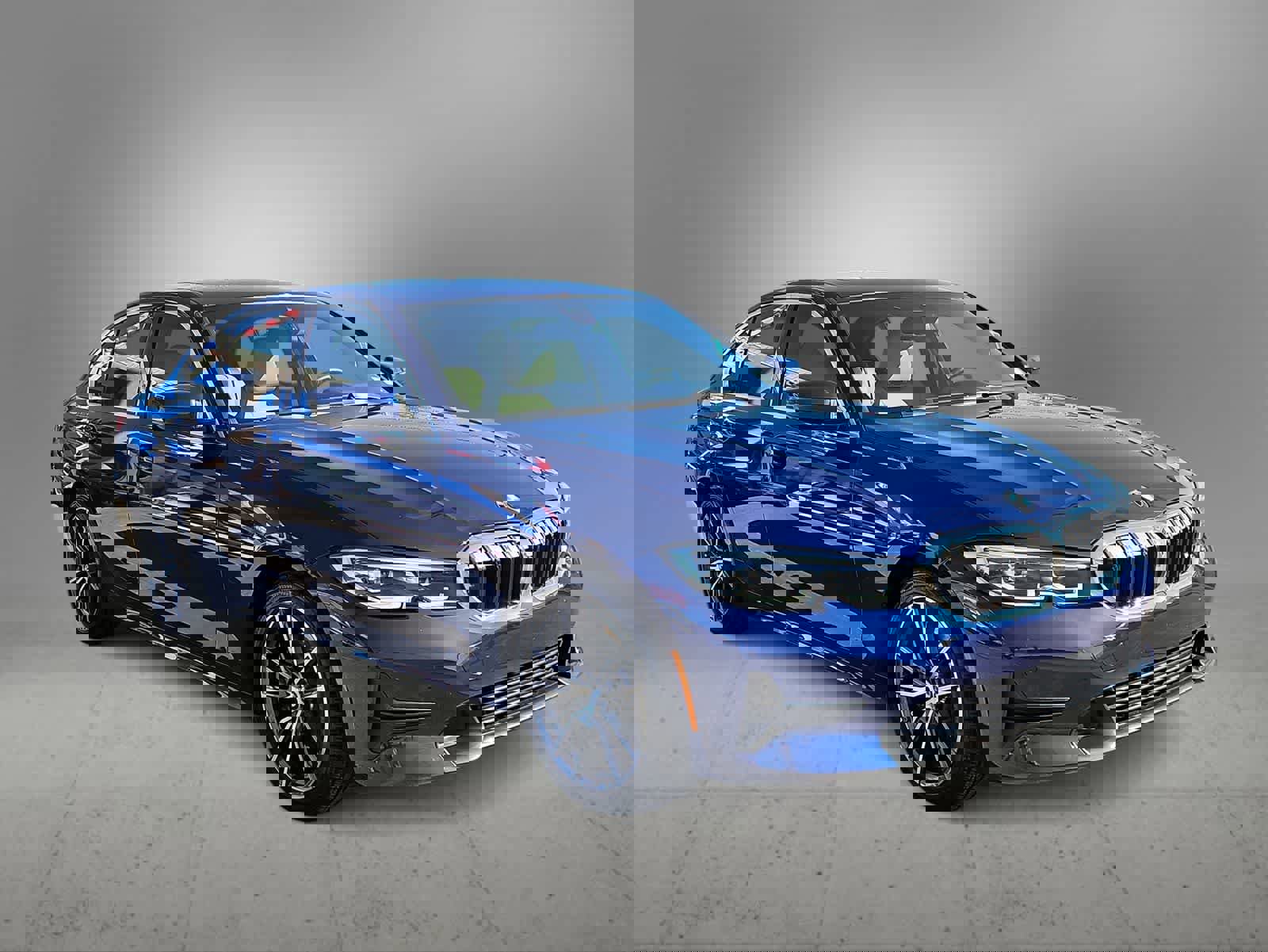 Used 2020 BMW 330i Sedan w/ Premium Package image 2