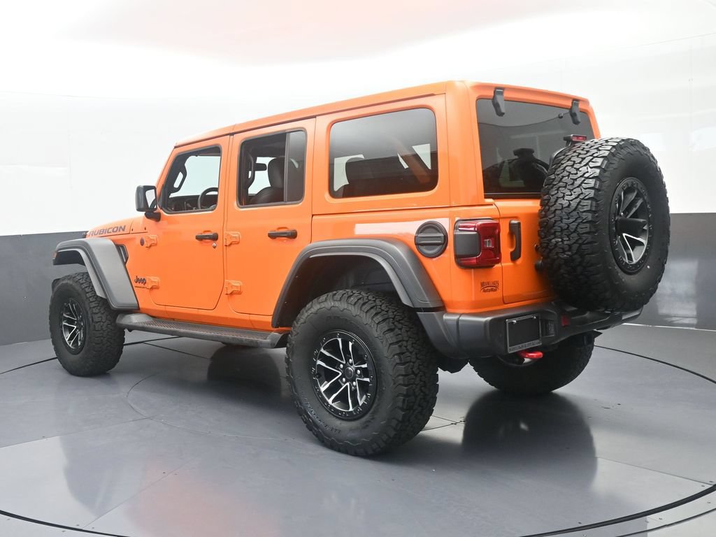 Used 2025 Jeep Wrangler Unlimited Rubicon w/ XTREMEE 35" Tire Package AWD/4WD image 4