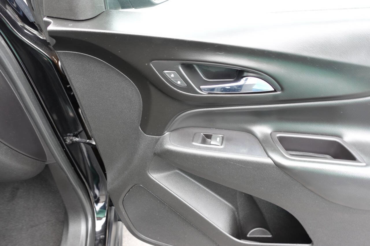Used 2018 Chevrolet Equinox LT FWD image 28