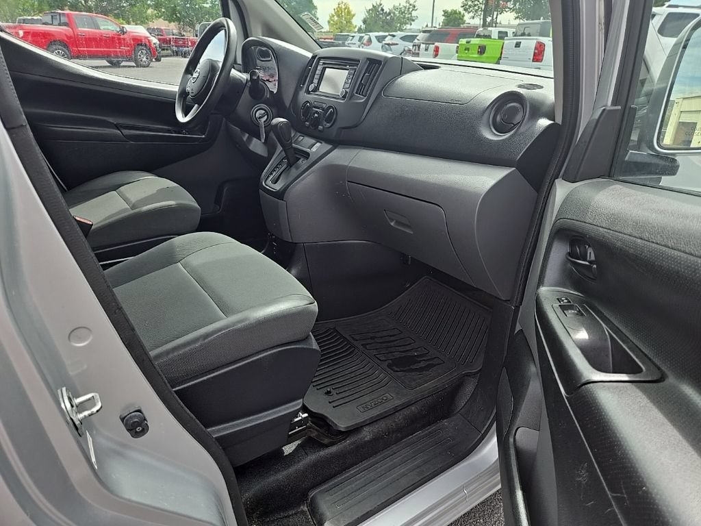 Used 2015 Nissan NV200 SV w/ Technology Package FWD image 25